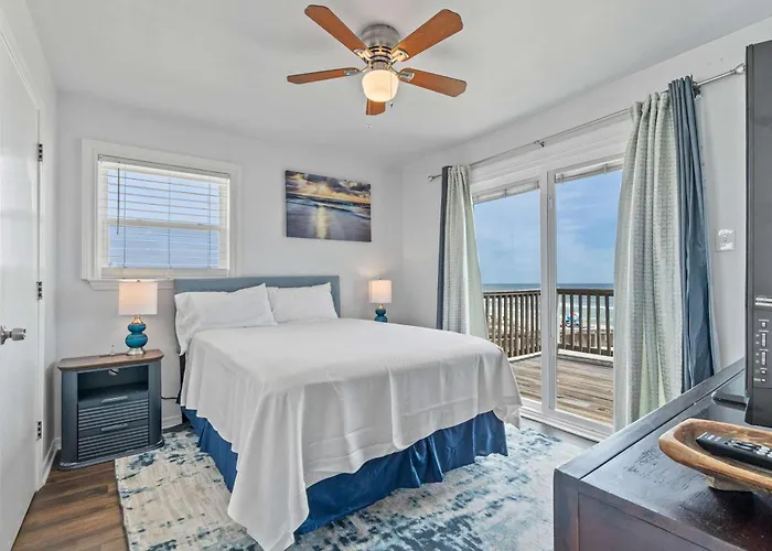 Oceanfront Oasis- Beachfront With Spacious Waterfront Deck & Ac * Gulf Shores