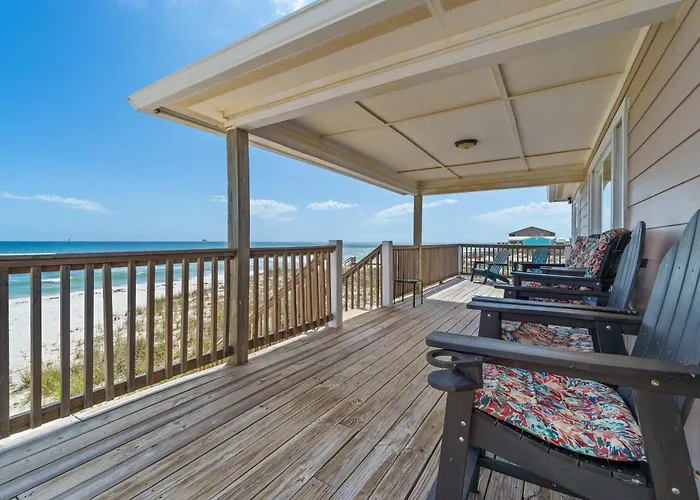 Holiday home Oceanfront Oasis- Beachfront With Spacious Waterfront Deck & Ac Gulf Shores