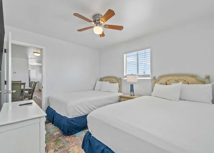 Oceanfront Oasis- Beachfront With Spacious Waterfront Deck & Ac *